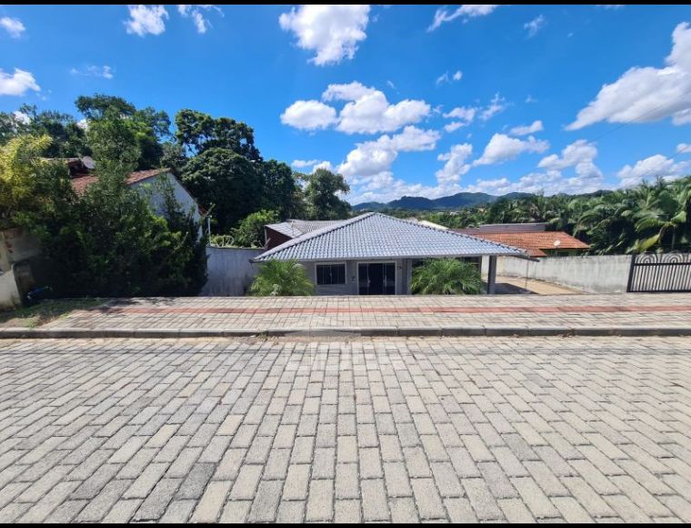Casa no Bairro Ribeirão das Pedras em Indaial com 5 Dormitórios (1 suíte) - 5325