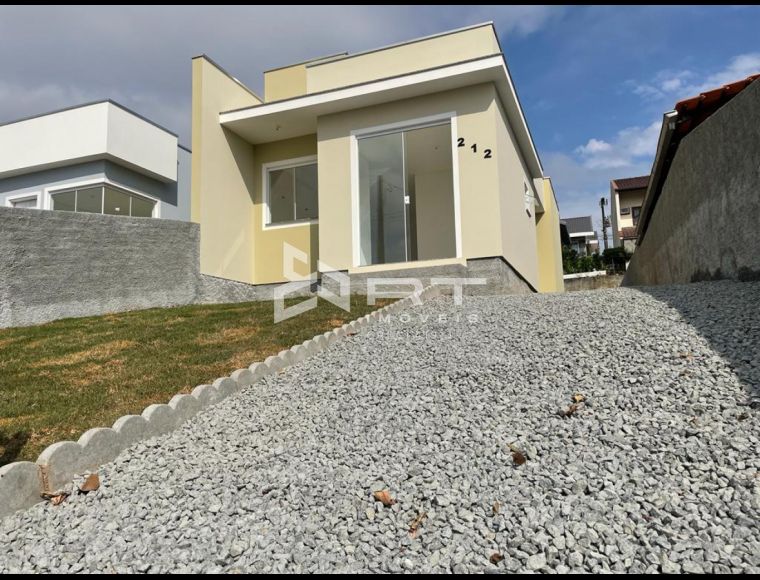 Casa no Bairro Tapajós em Indaial com 2 Dormitórios e 51 m² - 2298