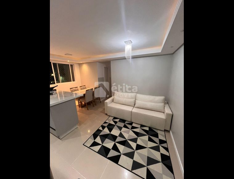 Apartamento no Bairro Carvalho em Itajaí com 2 Dormitórios e 47 m² - 2252