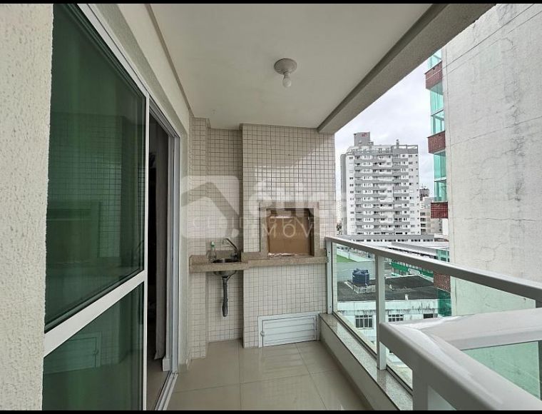Apartamento no Bairro Centro em Itajaí com 1 Dormitórios (1 suíte) e 57 m² - 2258