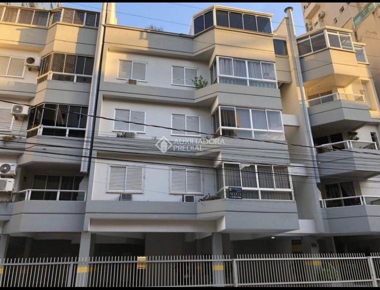 Apartamento no Bairro Centro em Itapema com 2 Dormitórios - 658856