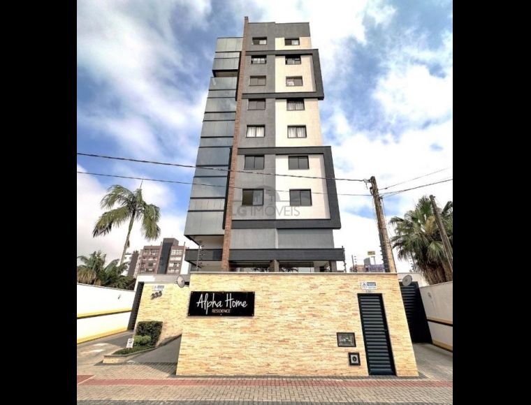 Apartamento no Bairro América em Joinville com 3 Dormitórios (1 suíte) e 73 m² - LG1926