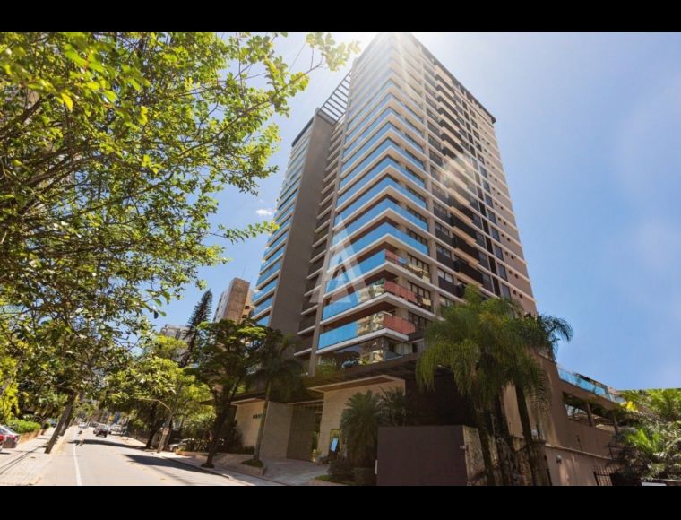 Apartamento no Bairro América em Joinville com 3 Dormitórios (3 suítes) e 197 m² - 08348.010