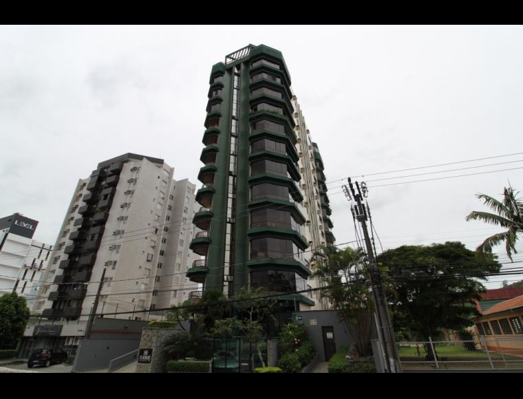Apartamento no Bairro América em Joinville com 3 Dormitórios (1 suíte) e 140 m² - 2989