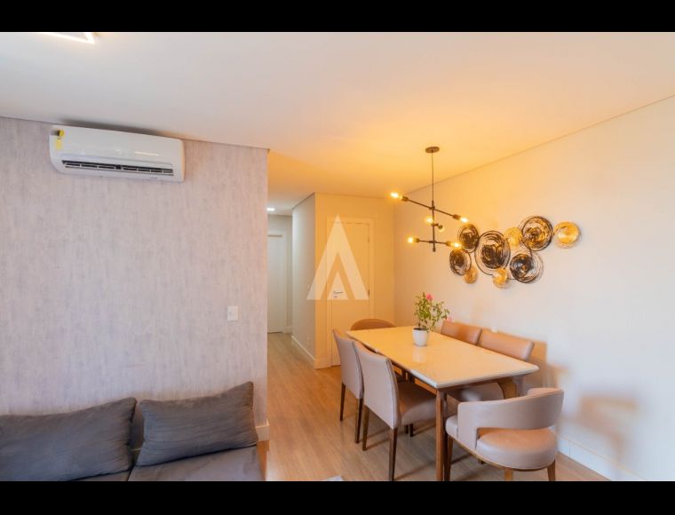 Apartamento no Bairro América em Joinville com 2 Dormitórios (1 suíte) - 25910A