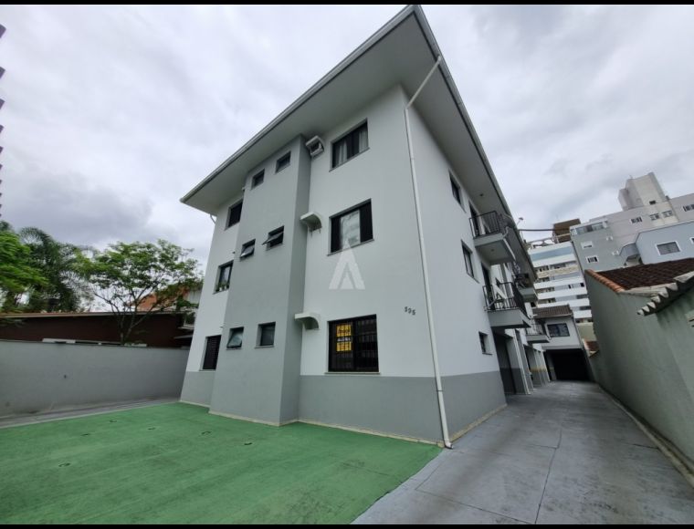 Apartamento no Bairro América em Joinville com 1 Dormitórios e 36 m² - 12223.012