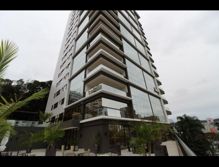 Apartamento no Bairro América em Joinville com 4 Dormitórios (1 suíte) e 278 m² - 2287