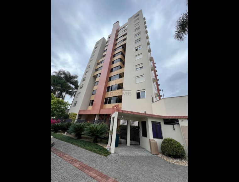 Apartamento no Bairro Anita Garibaldi em Joinville com 3 Dormitórios (1 suíte) e 97 m² - LG1801