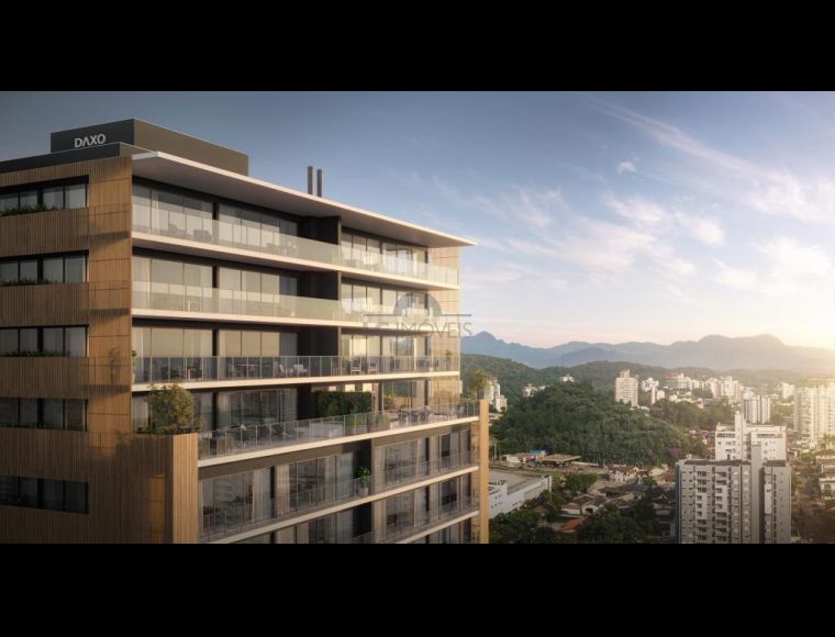 Apartamento no Bairro Anita Garibaldi em Joinville com 3 Dormitórios (3 suítes) e 162 m² - LG8394