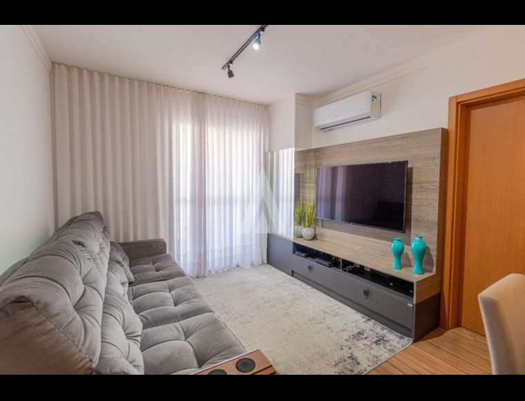 Apartamento no Bairro Anita Garibaldi em Joinville com 2 Dormitórios (1 suíte) - 24084N
