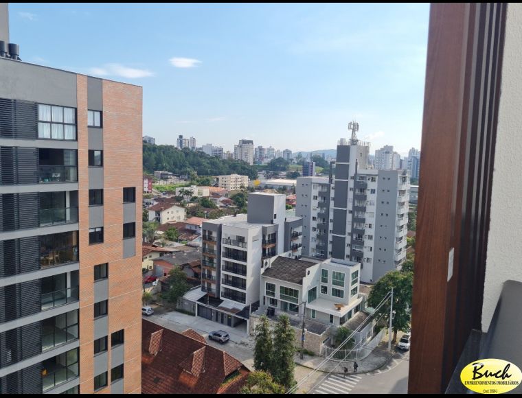 Apartamento no Bairro Anita Garibaldi em Joinville com 3 Dormitórios (3 suítes) e 136 m² - BU54074V