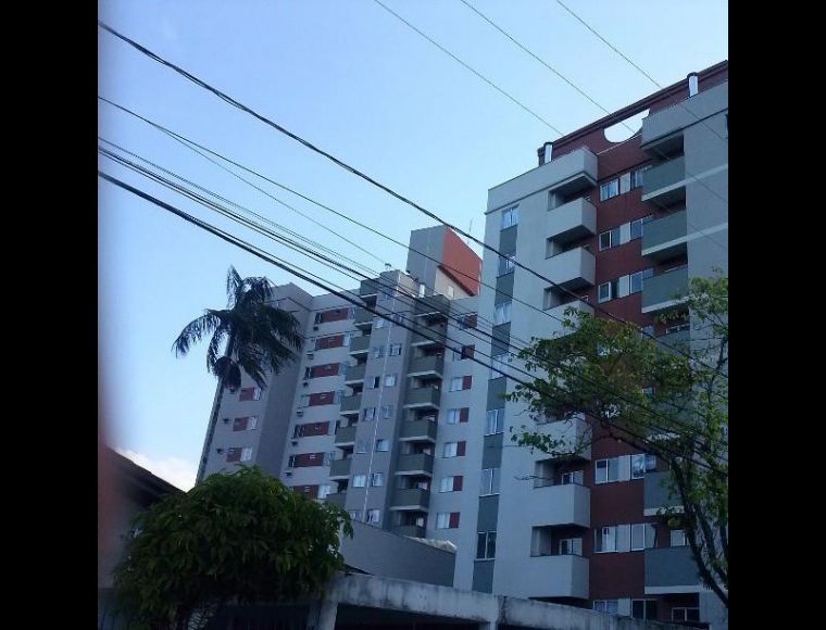 Apartamento no Bairro Anita Garibaldi em Joinville com 2 Dormitórios e 50 m² - LG9062