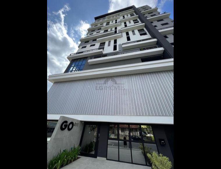 Apartamento no Bairro Anita Garibaldi em Joinville com 3 Dormitórios (1 suíte) e 90 m² - LG9270