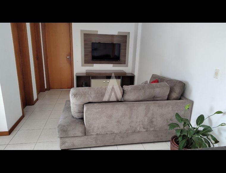 Apartamento no Bairro Anita Garibaldi em Joinville com 2 Dormitórios - 26244N