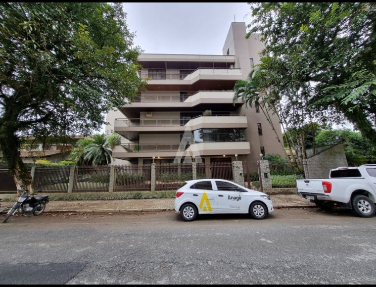 Apartamento no Bairro Anita Garibaldi em Joinville com 4 Dormitórios (4 suítes) e 361 m² - 12835.001