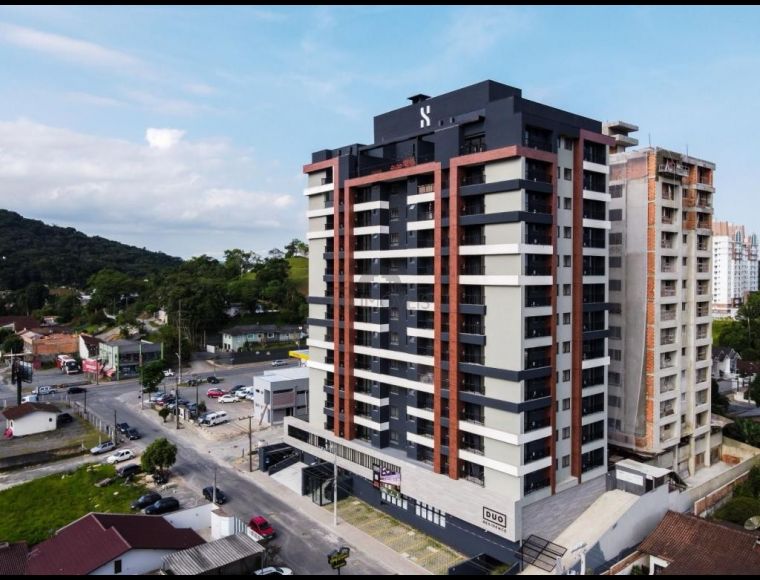 Apartamento no Bairro Anita Garibaldi em Joinville com 2 Dormitórios e 51 m² - LG8111