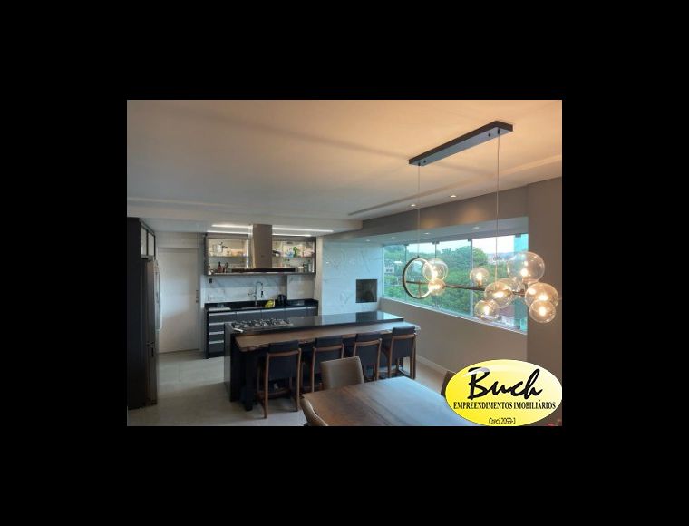 Apartamento no Bairro Atiradores em Joinville com 3 Dormitórios (1 suíte) e 145 m² - BU53854L
