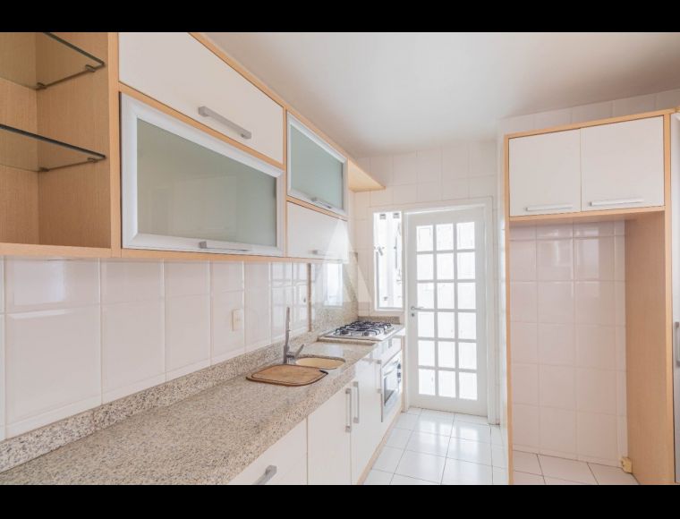 Apartamento no Bairro Atiradores em Joinville com 2 Dormitórios (1 suíte) - 26292