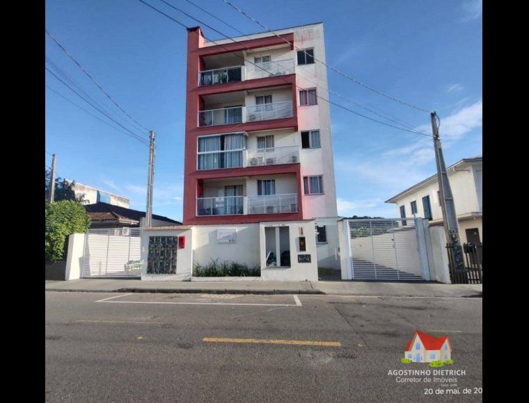 Apartamento no Bairro Aventureiro em Joinville com 3 Dormitórios e 76 m² - AP0181