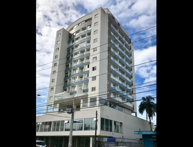 Apartamento no Bairro Bucarein em Joinville com 1 Dormitórios e 36 m² - LG1674