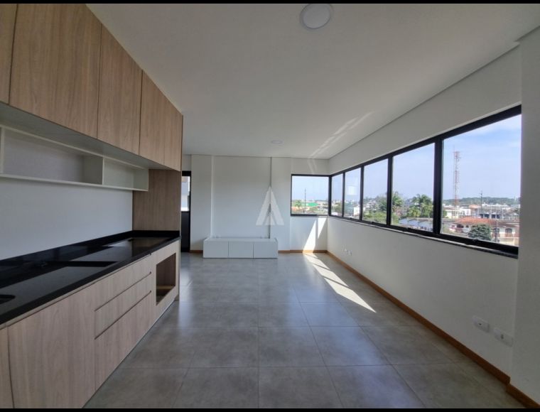 Apartamento no Bairro Bucarein em Joinville com 1 Dormitórios e 35 m² - 12027.001