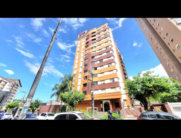 Apartamento no Bairro Centro em Joinville com 3 Dormitórios (1 suíte) e 158 m² - 60177.001