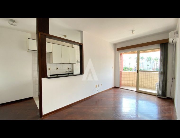Apartamento no Bairro Centro em Joinville com 1 Dormitórios - 26215A