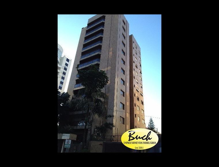 Apartamento no Bairro Centro em Joinville com 4 Dormitórios (3 suítes) e 259 m² - BU53044V