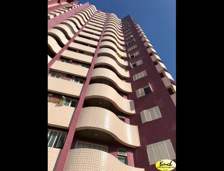 Apartamento no Bairro Centro em Joinville com 1 Dormitórios e 48.8 m² - BU53528V