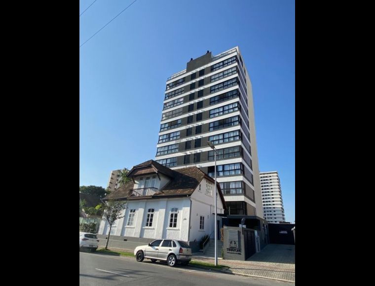 Apartamento no Bairro Centro em Joinville com 3 Dormitórios (1 suíte) e 122 m² - LG7622