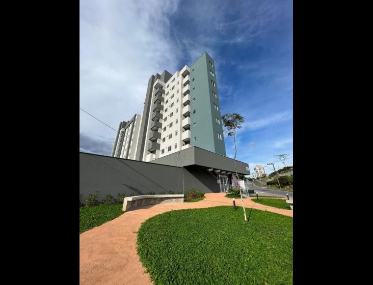 Apartamento no Bairro Costa e Silva em Joinville com 2 Dormitórios e 51 m² - 2810