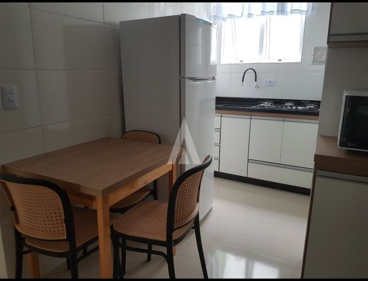 Apartamento no Bairro Costa e Silva em Joinville com 1 Dormitórios (1 suíte) - 23397A