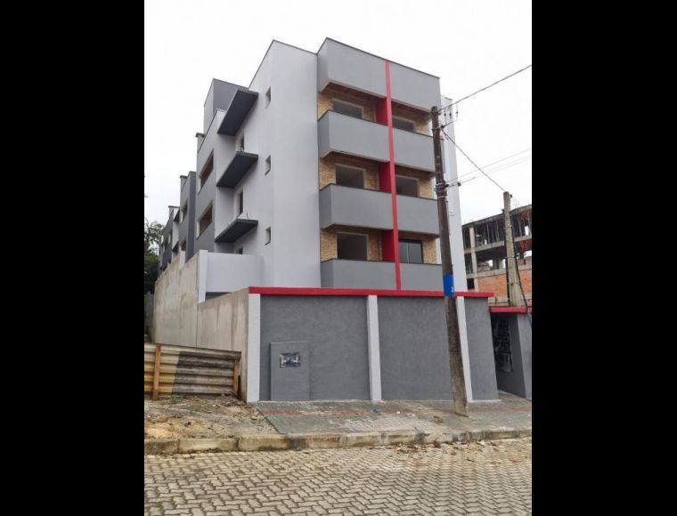 Apartamento no Bairro Costa e Silva em Joinville com 2 Dormitórios (1 suíte) e 63 m² - KA011
