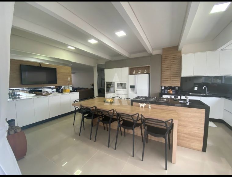 Apartamento no Bairro Floresta em Joinville com 2 Dormitórios (1 suíte) - 24514A