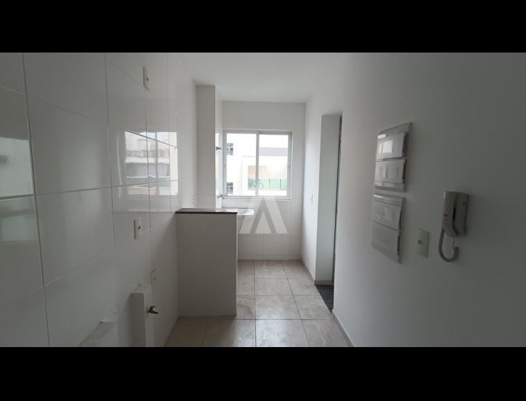Apartamento no Bairro Floresta em Joinville com 2 Dormitórios (1 suíte) - 26264