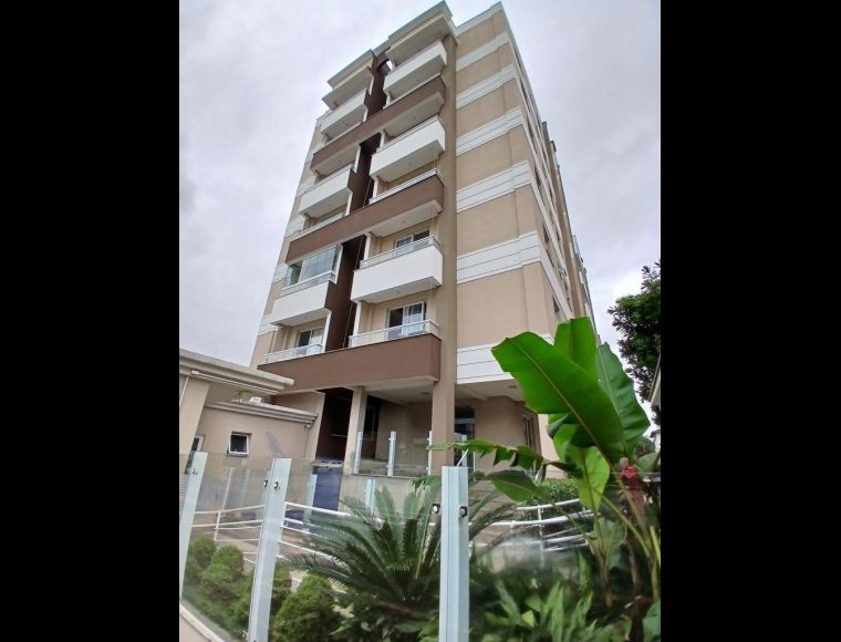 Apartamento no Bairro Glória em Joinville com 3 Dormitórios (1 suíte) e 87 m² - KA331