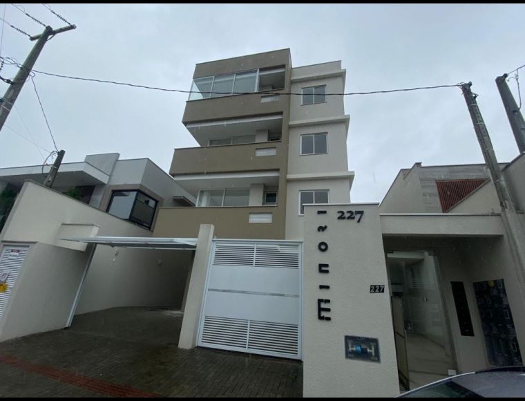 Apartamento no Bairro Glória em Joinville com 3 Dormitórios (1 suíte) e 87 m² - KA252