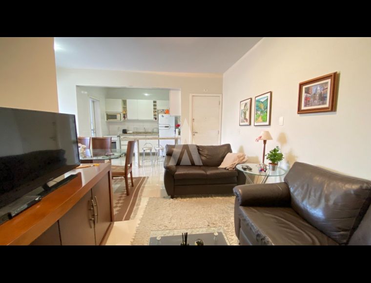Apartamento no Bairro Glória em Joinville com 2 Dormitórios (1 suíte) - 24761