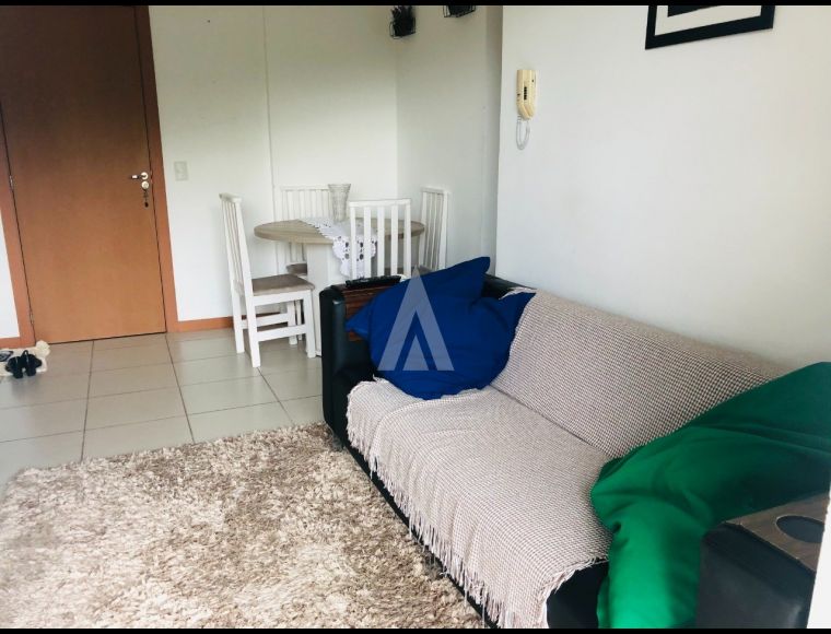 Apartamento no Bairro Glória em Joinville com 1 Dormitórios (1 suíte) - 14398