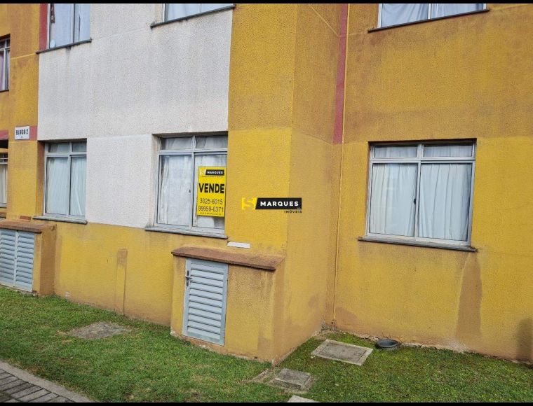 Apartamento no Bairro Paranaguamirim em Joinville com 1 Dormitórios e 44 m² - 528