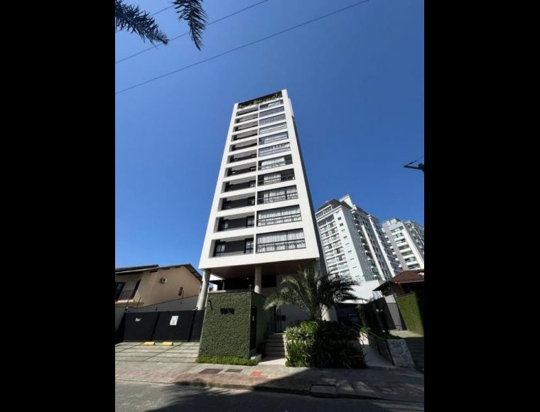 Apartamento no Bairro Saguaçú em Joinville com 2 Dormitórios (2 suítes) e 67 m² - SA191
