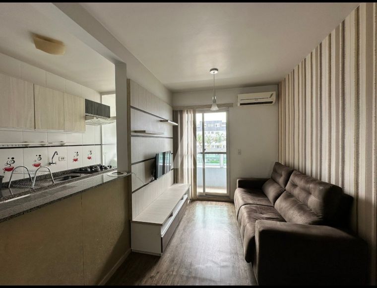 Apartamento no Bairro Santo Antônio em Joinville com 1 Dormitórios (1 suíte) - 25728N