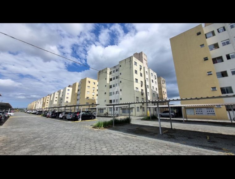 Apartamento no Bairro Vila Nova em Joinville com 2 Dormitórios e 51 m² - 09095.001