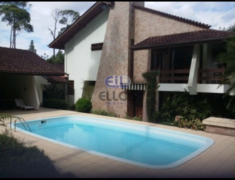 Casa no Bairro América em Joinville com 4 Dormitórios (1 suíte) e 246 m² - 02566001