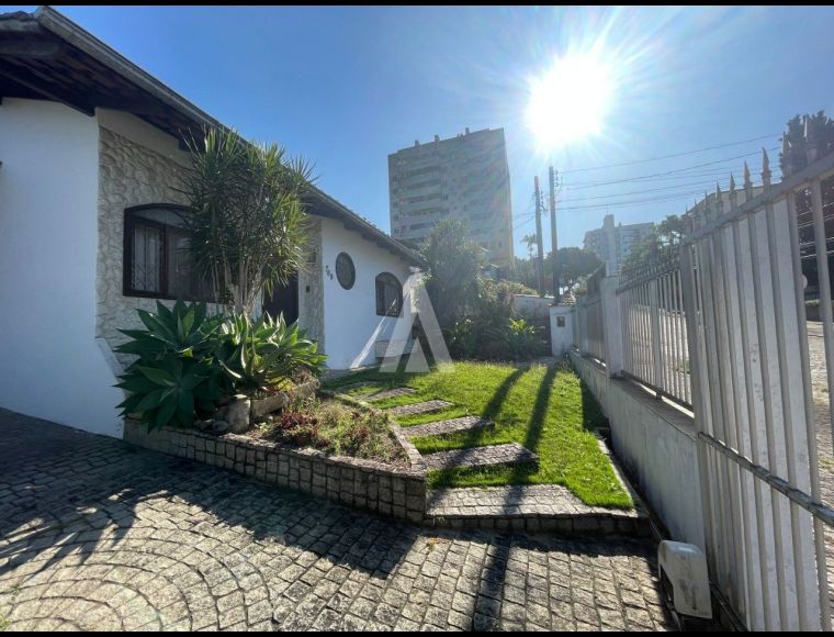 Casa no Bairro Anita Garibaldi em Joinville com 4 Dormitórios - 25047N