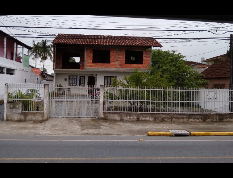 Casa no Bairro Itaum em Joinville com 2 Dormitórios - KR433