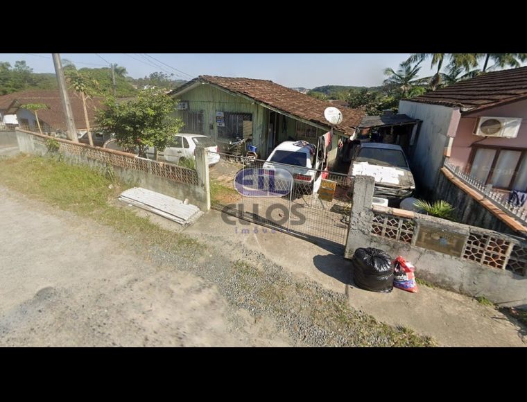 Casa no Bairro João Costa em Joinville com 2 Dormitórios e 50 m² - 02779001