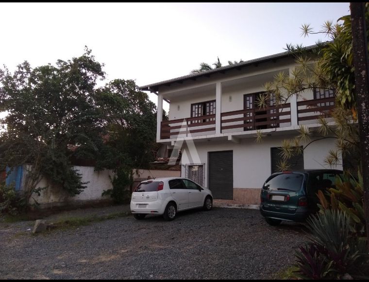 Casa no Bairro Nova Brasília em Joinville com 1 Dormitórios (1 suíte) - 25208