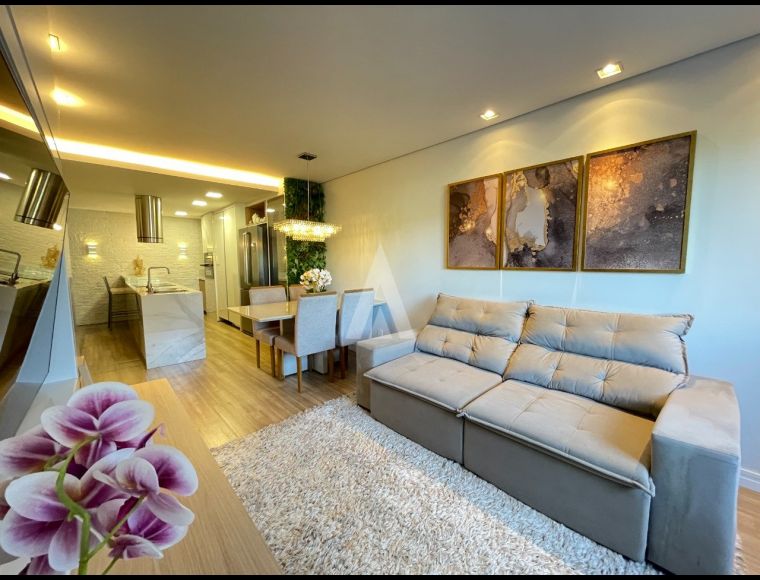 Casa no Bairro Nova Brasília em Joinville com 2 Dormitórios (1 suíte) - 26277A
