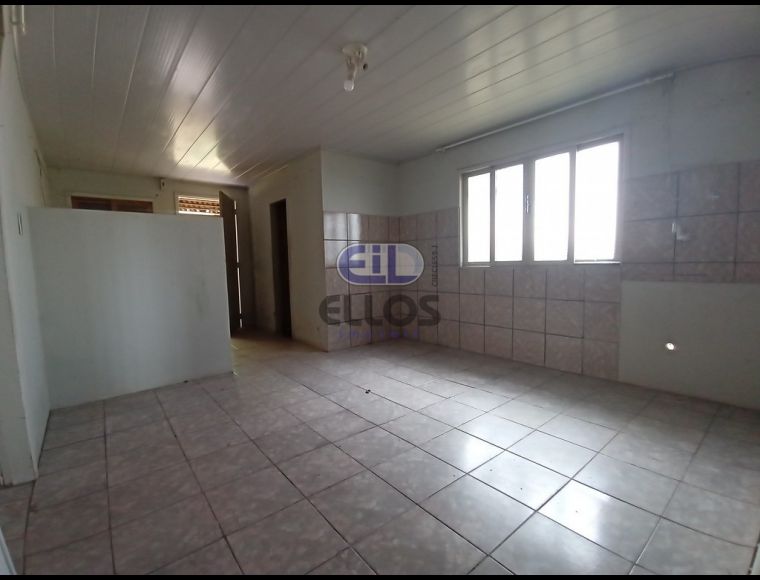 Casa no Bairro Paranaguamirim em Joinville com 3 Dormitórios e 75.6 m² - 02738001